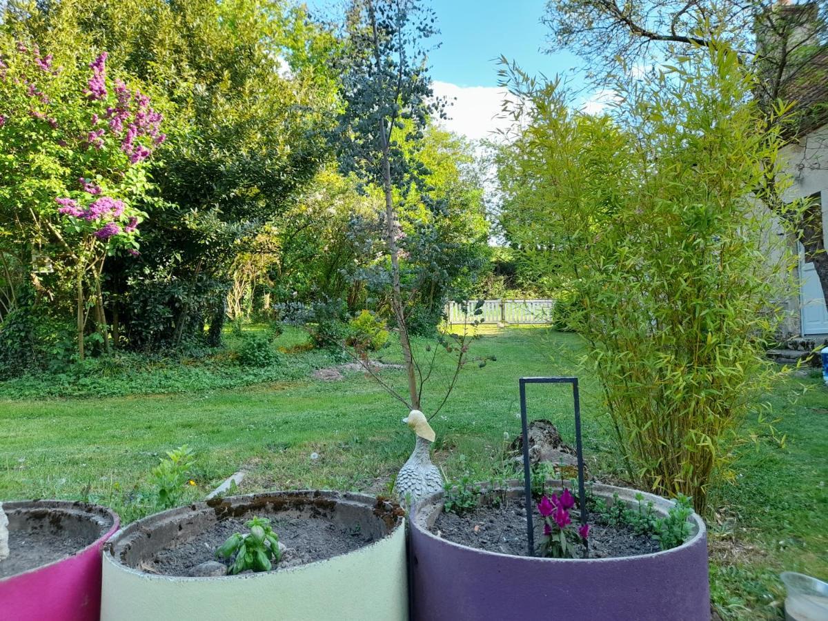 Bed and Breakfast Domaine Pastel Besson Zewnętrze zdjęcie